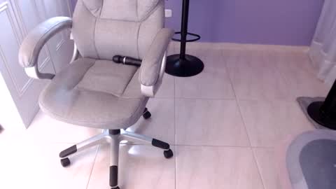 samantha_thompsoon online show from January 16, 6:37 pm