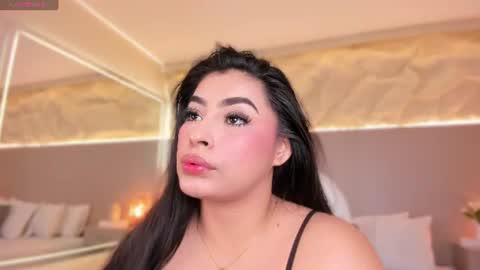 Snapshot of samanthaa_22_ chatting on June 27, 11:37 am Samanthaa online show from June 27, 11:37 am