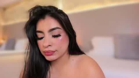 Snapshot of samanthaa_22_ chatting on July 14, 11:49 am Samanthaa online show from July 14, 11:49 am