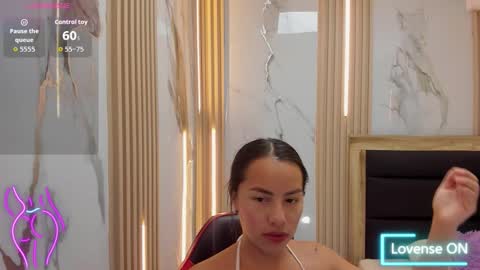    online show from January 9, 12:19 pm