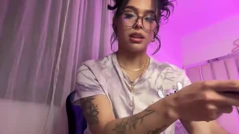 Samantha Bernardo online show from May 26, 3:13 am