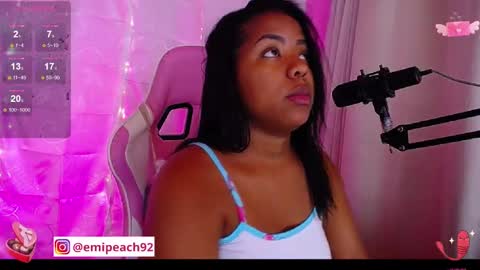 Snapshot of samanthabloom570089 chatting on February 17, 12:43 am Samantha Bloom online show from February 17, 12:43 am