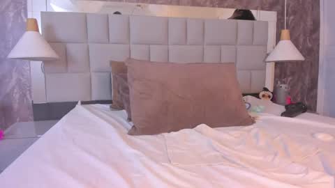 samanthabrown69_1 online show from March 22, 4:05 am