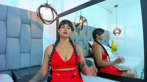 samanthaciro online show from April 12, 12:54 pm