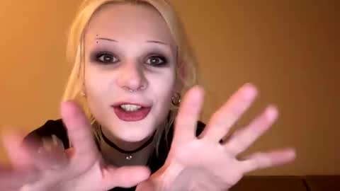 Samantha online show from April 21, 4:23 pm