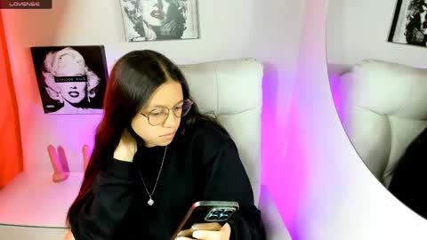 Samantha online show from April 9, 3:17 pm