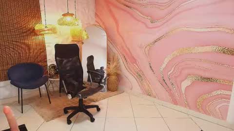 Snapshot of samantharoseee_ chatting on November 7, 12:49 pm Samantharoseee online show from November 7, 12:49 pm