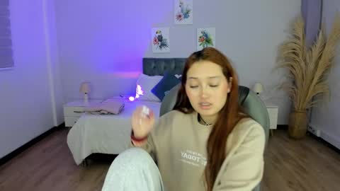 samara_hilton_2 online show from October 27, 7:07 pm