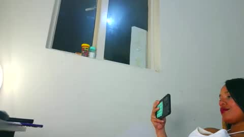 Snapshot of samary_thomas chatting on January 11, 12:59 am samary thomas online show from January 11, 12:59 am