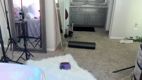 Snapshot of samatha1998 chatting on January 24, 9:05 pm Yaya online show from January 24, 9:05 pm