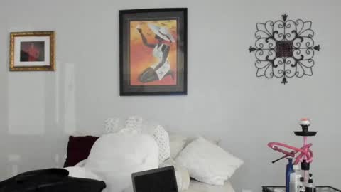 Snapshot of samatha1998 chatting on February 8, 2:47 am Yaya online show from February 8, 2:47 am