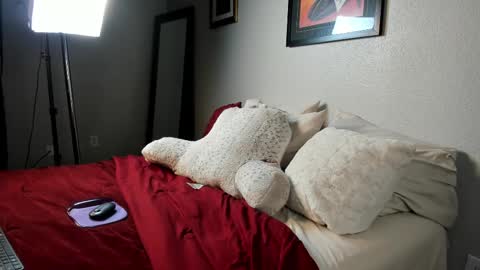 Snapshot of samatha1998 chatting on February 16, 5:48 am Yaya online show from February 16, 5:48 am