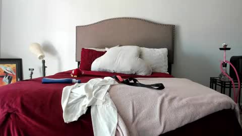 Snapshot of samatha1998 chatting on September 8, 8:52 pm Yaya online show from September 8, 8:52 pm