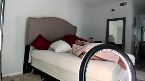 Snapshot of samatha1998 chatting on September 13, 9:25 pm Yaya online show from September 13, 9:25 pm