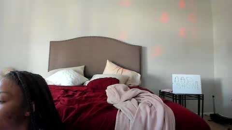 Snapshot of samatha1998 chatting on September 25, 4:21 pm Yaya online show from September 25, 4:21 pm