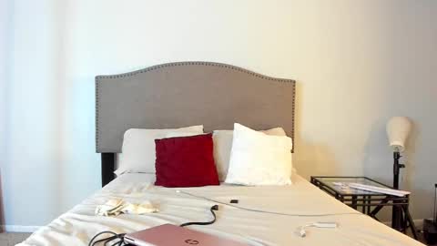 Snapshot of samatha1998 chatting on October 5, 11:35 pm Yaya online show from October 5, 11:35 pm