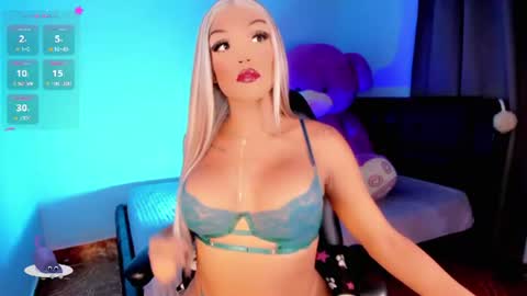 samatha_kuiz online show from July 4, 8:20 am