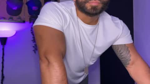 Sam Dornan online show from June 26, 4:17 am