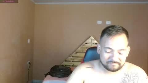 Snapshot of samdread chatting on March 1, 12:34 am SAM DREAD online show from March 1, 12:34 am