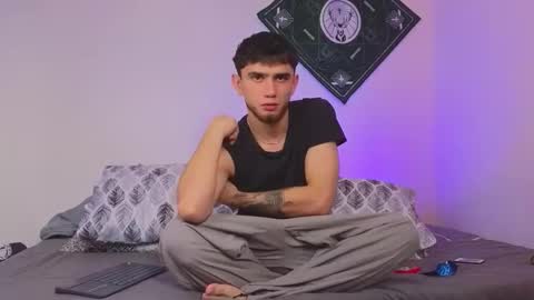 Snapshot of samevansx chatting on September 26, 1:59 pm samevansx online show from September 26, 1:59 pm