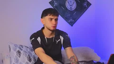 Snapshot of samevansx chatting on October 25, 2:46 pm samevansx online show from October 25, 2:46 pm