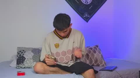 Snapshot of samevansx chatting on October 27, 2:54 pm samevansx online show from October 27, 2:54 pm