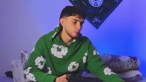 Snapshot of samevansx chatting on October 29, 11:06 pm samevansx online show from October 29, 11:06 pm