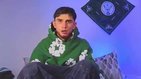 Snapshot of samevansx chatting on November 12, 8:52 pm samevansx online show from November 12, 8:52 pm