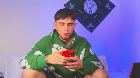 Snapshot of samevansx chatting on November 24, 6:29 pm samevansx online show from November 24, 6:29 pm