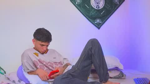 Snapshot of samevansx chatting on November 25, 6:52 pm samevansx online show from November 25, 6:52 pm