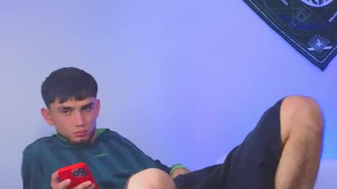 Snapshot of samevansx chatting on November 28, 6:32 pm samevansx online show from November 28, 6:32 pm