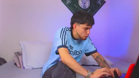 Snapshot of samevansx chatting on December 1, 6:35 pm samevansx online show from December 1, 6:35 pm