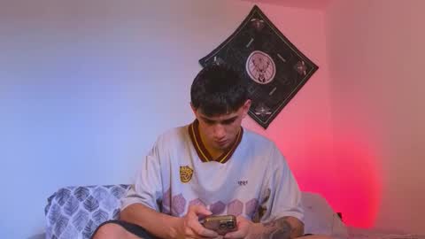 Snapshot of samevansx chatting on January 7, 3:58 pm samevansx online show from January 7, 3:58 pm