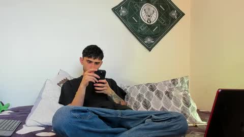 Snapshot of samevansx chatting on February 9, 1:37 pm samevansx online show from February 9, 1:37 pm