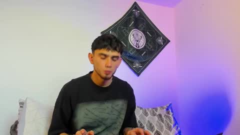 Snapshot of samevansx chatting on February 10, 1:37 pm samevansx online show from February 10, 1:37 pm