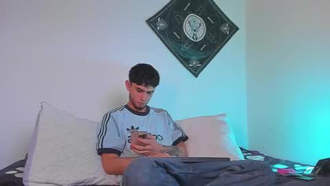 Snapshot of samevansx chatting on February 18, 11:50 am samevansx online show from February 18, 11:50 am