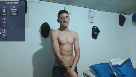 SAM online show from April 1, 11:11 am