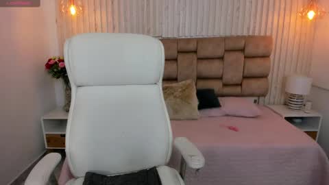 Snapshot of sami_eva chatting on March 12, 10:59 am Samanta online show from March 12, 10:59 am