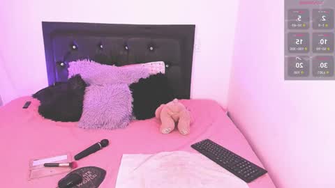 Snapshot of samiacooper25 chatting on January 9, 6:49 am samiacooper25 online show from January 9, 6:49 am