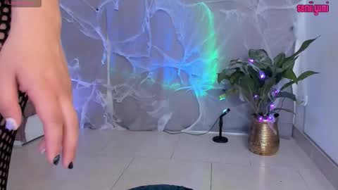 Snapshot of samii_monroe chatting on October 16, 2:51 pm Sam online show from October 16, 2:51 pm