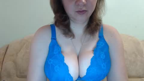 Snapshot of samiliya chatting on December 15, 10:39 am samiliya online show from December 15, 10:39 am