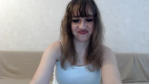 Snapshot of samiliya chatting on May 24, 9:03 am samiliya online show from May 24, 9:03 am