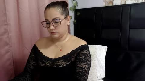 SAMIRA online show from March 8, 5:39 pm