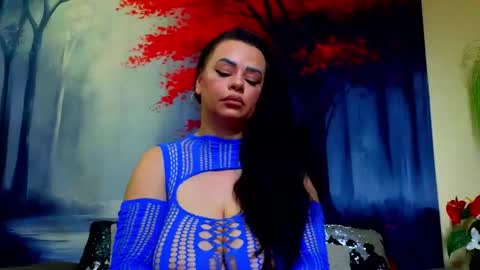 Snapshot of samiraevans chatting on December 22, 9:01 pm online show from December 22, 9:01 pm