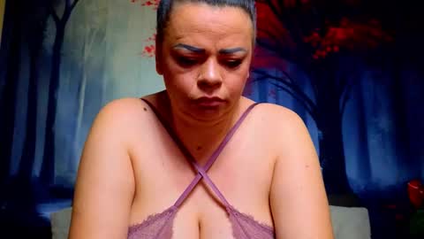     online show from March 3, 9:21 pm