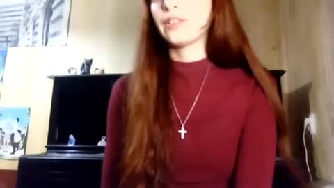 Snapshot of samiravilmont chatting on October 7, 3:53 pm Mira online show from October 7, 3:53 pm