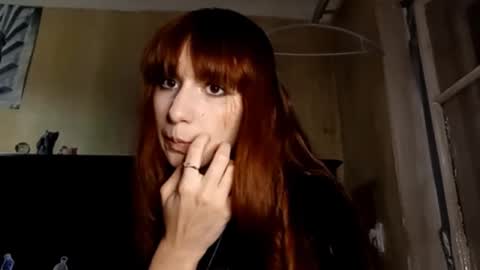 Snapshot of samiravilmont chatting on October 8, 3:20 pm Mira online show from October 8, 3:20 pm