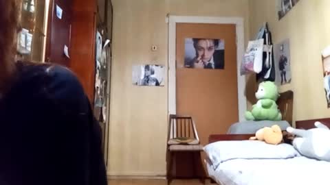 Snapshot of samiravilmont chatting on October 21, 3:57 pm Mira online show from October 21, 3:57 pm