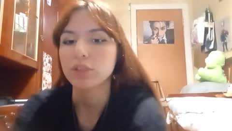 Snapshot of samiravilmont chatting on November 3, 3:46 pm Mira online show from November 3, 3:46 pm