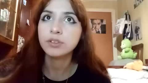 Snapshot of samiravilmont chatting on November 7, 4:07 pm Mira online show from November 7, 4:07 pm